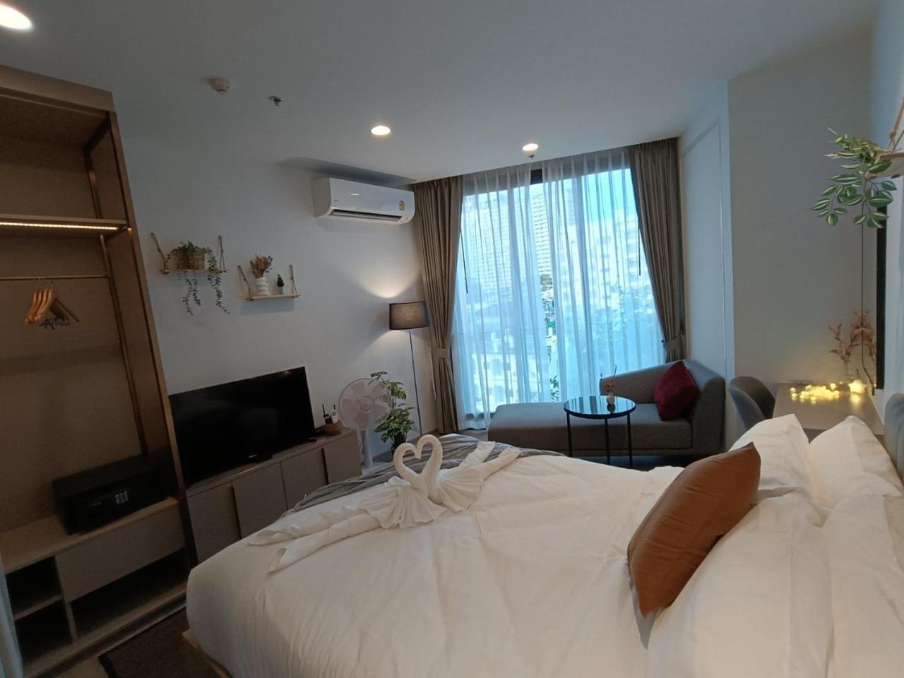 Downtown Chic Condo Rooftop Pool #En797 Pattaya Dış mekan fotoğraf