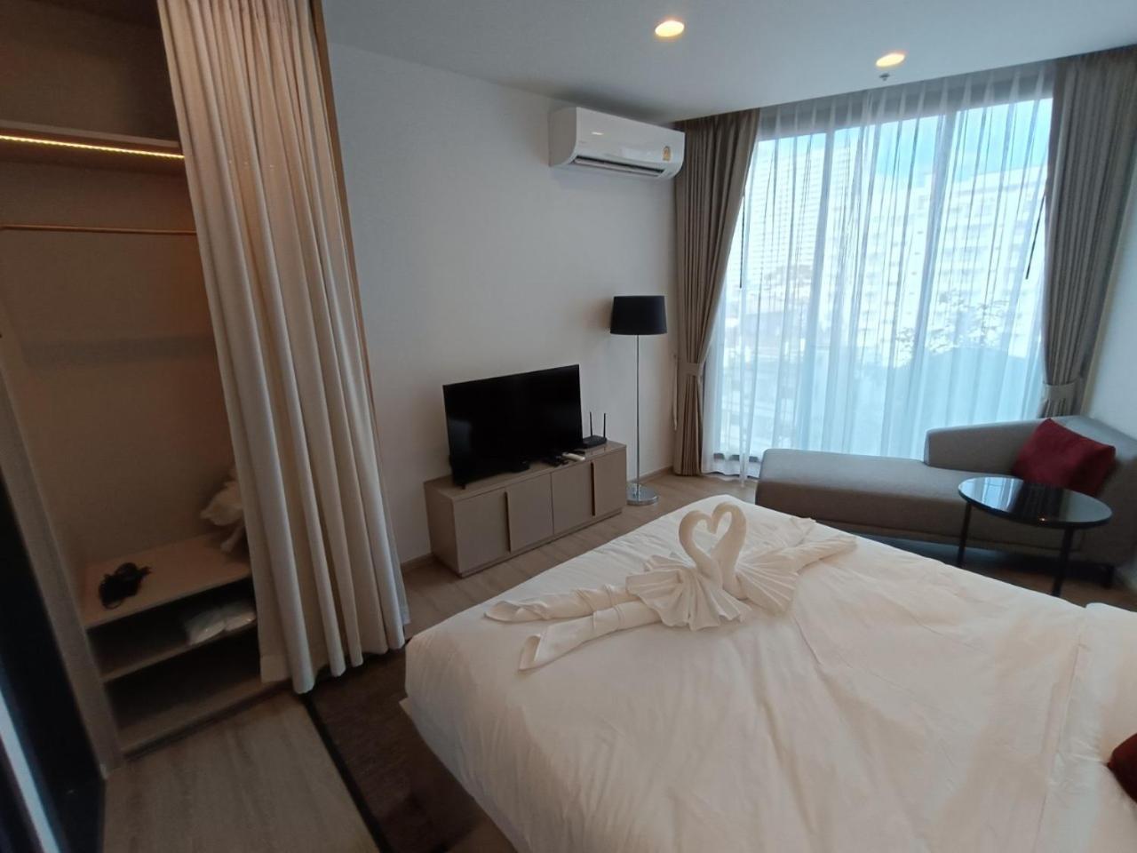 Downtown Chic Condo Rooftop Pool #En797 Pattaya Dış mekan fotoğraf
